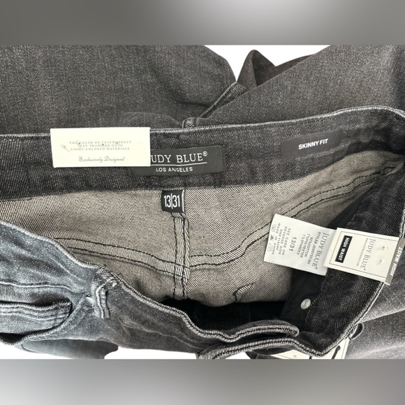 Judy Blue Jeans High Waist Skinny Fit Black Wash Size‎ 13/31 NEW WITH TAGS - Picture 7 of 8